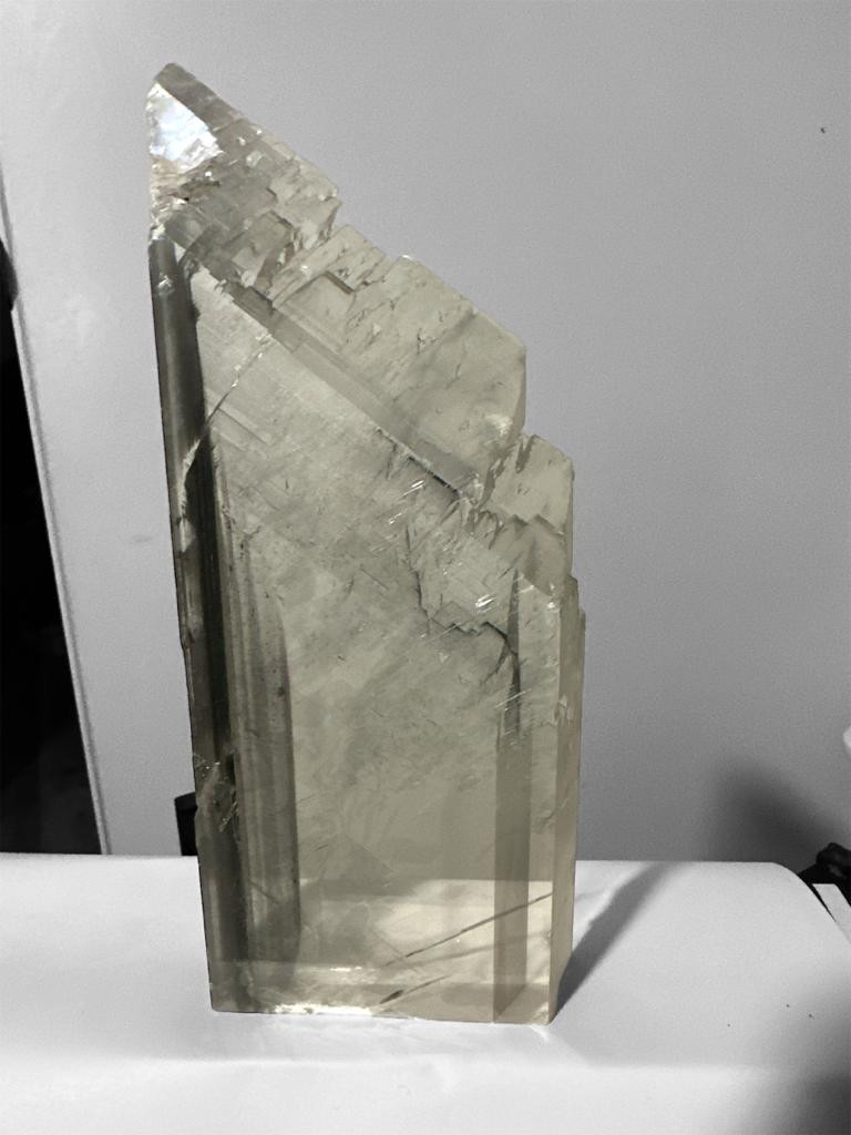 Discover Gaea Rare's Selenite Naica—a stunning crystal formation from Mexico's Naica Mine, showcasing the geological marvel of pristine Selenite crystals formed under unique conditions. Uncover the scientific composition of calcium sulfate and the meticulous extraction process.
