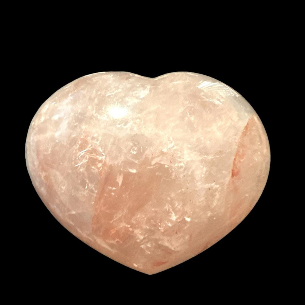 Elevate your space with Gaea Rare's Hematoid Quartz Puffy Heart—an exquisite fusion of geological artistry and metaphysical energy. Crafted from Hematoid Quartz, distinguished by its reddish-brown streaks, this heart showcases the unique beauty of quartz infused with hematite.